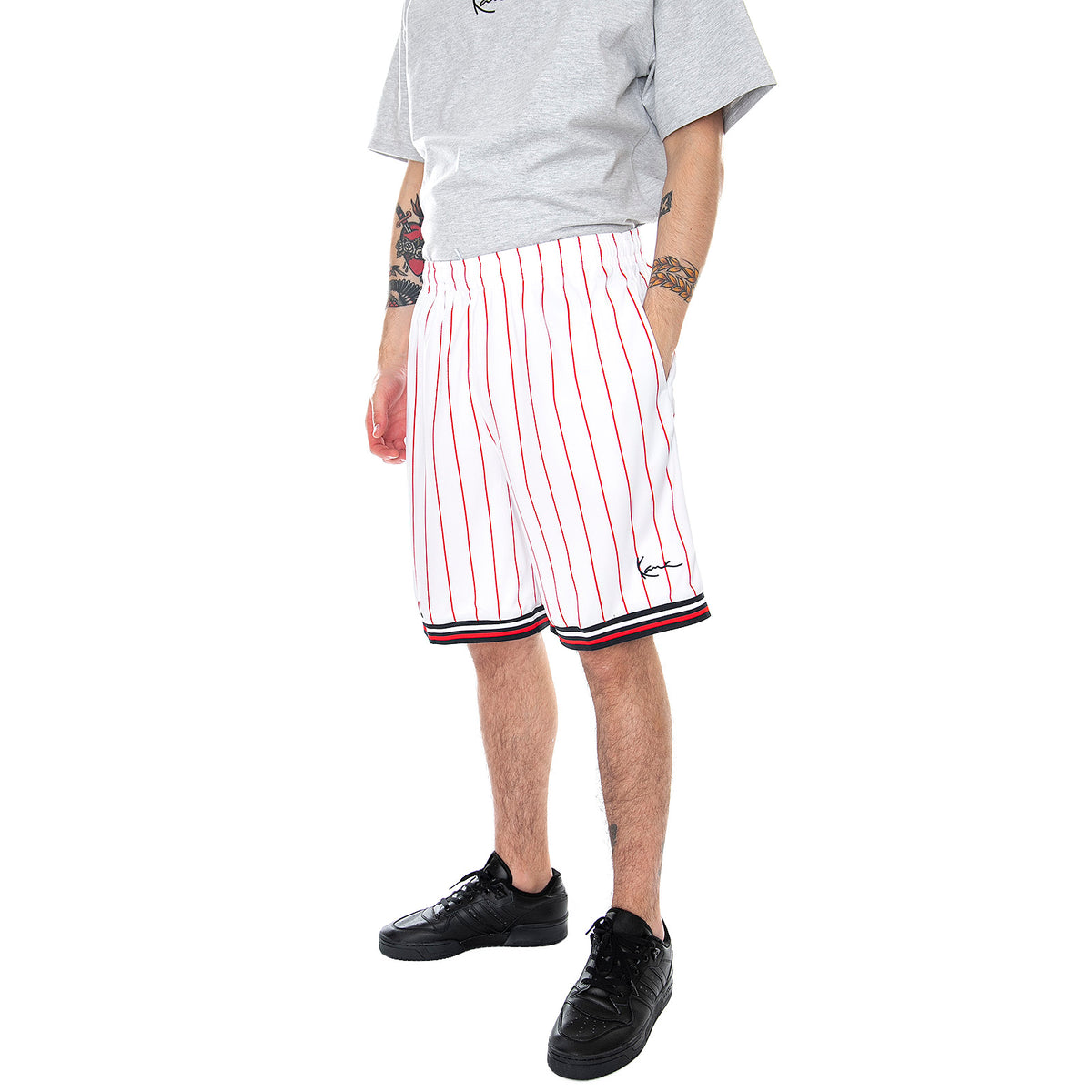 Signature Pinstripe Shorts - White - Bermuda Uomo Bianchi KRCKKMQ22006WHT . KARL KANI 