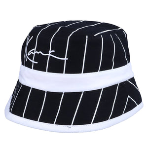 Signature Reversible Block - Cappellino da Pescatore Nero / Bianco KRAKA213-031-1 . KARL KANI 