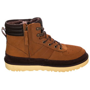 HIGHLAND SPORT - Stivaletti Stringati Profilo alla Caviglia Uomo Marroni UGMHIGSCSNB1122170M . UGG 
