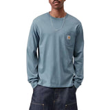 L/S POCKET T-SHIRT VELVET BLUE - Langarm-T-Shirt mit Rundhalsausschnitt Herren Blau Herren CARHARTT WIP