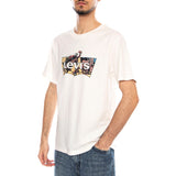 SS Relaxed Fit Tee – Coastal Creative Fresh And Smooth Pumice Stone – Weißes Herren-T-Shirt mit Rundhalsausschnitt und Aufdruck von Levi's
