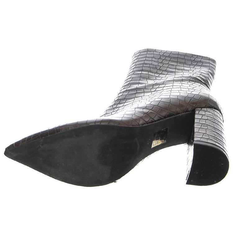  9918-320  JEFFREY CAMPBELL 
