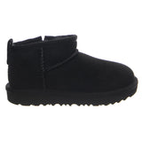 UGG Classic Ultra Mini Schwarz – Schwarze Wildlederschuhe für Jungen/Mädchen von UGG Kids