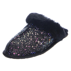  UGSSCUFCBK1107074W  UGG 