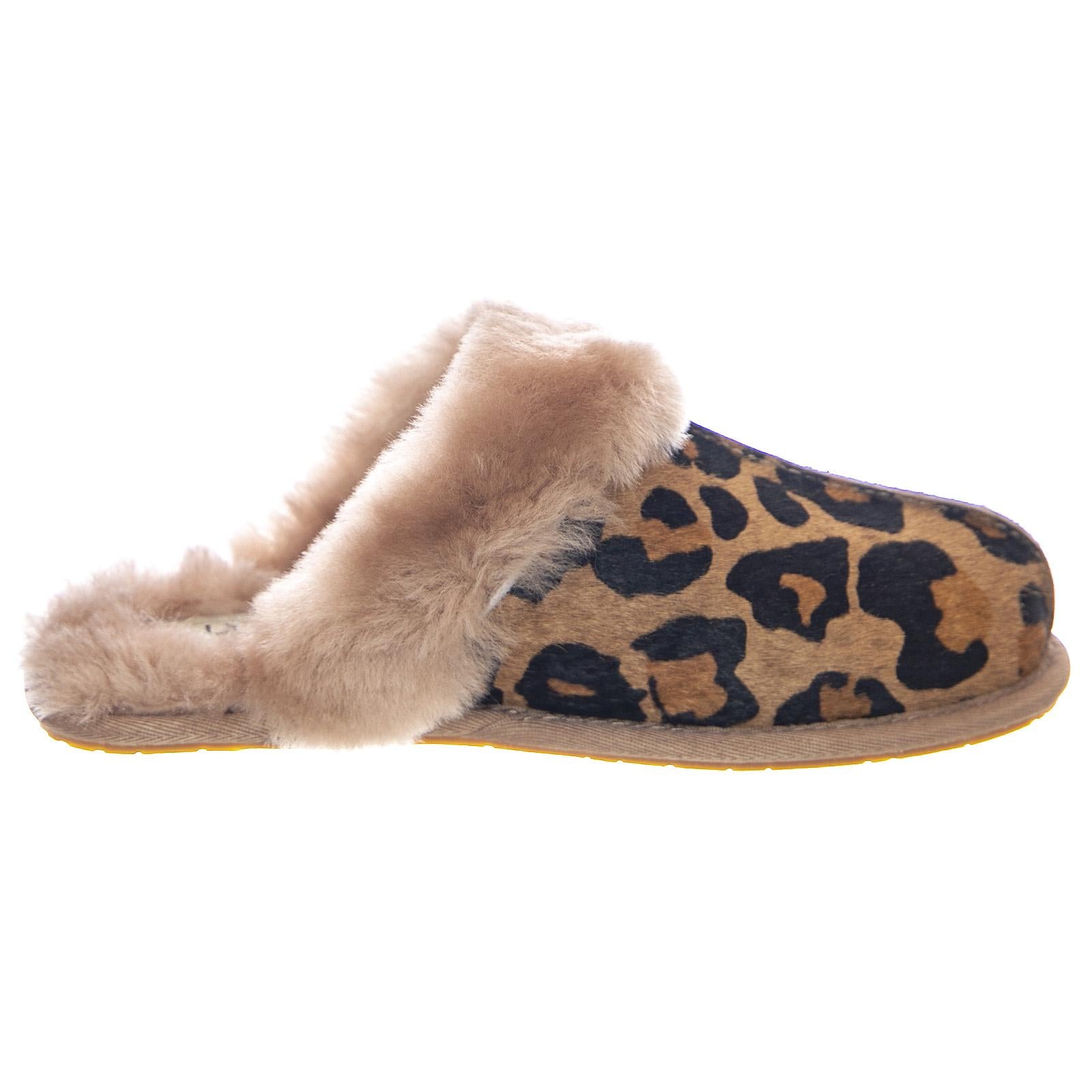  UGSSCUFLAMP1108147W  UGG 