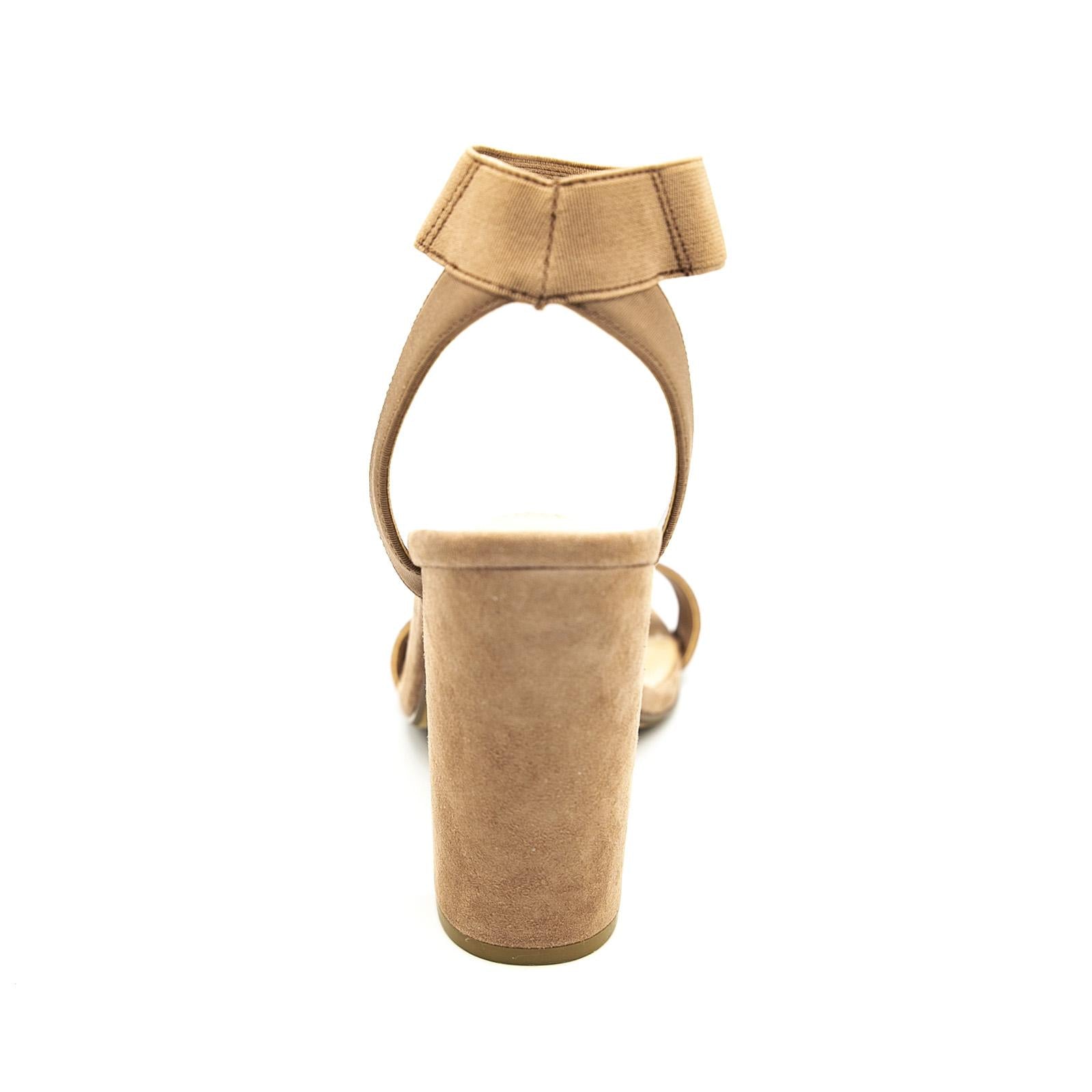  CELE01S1  STEVE MADDEN 