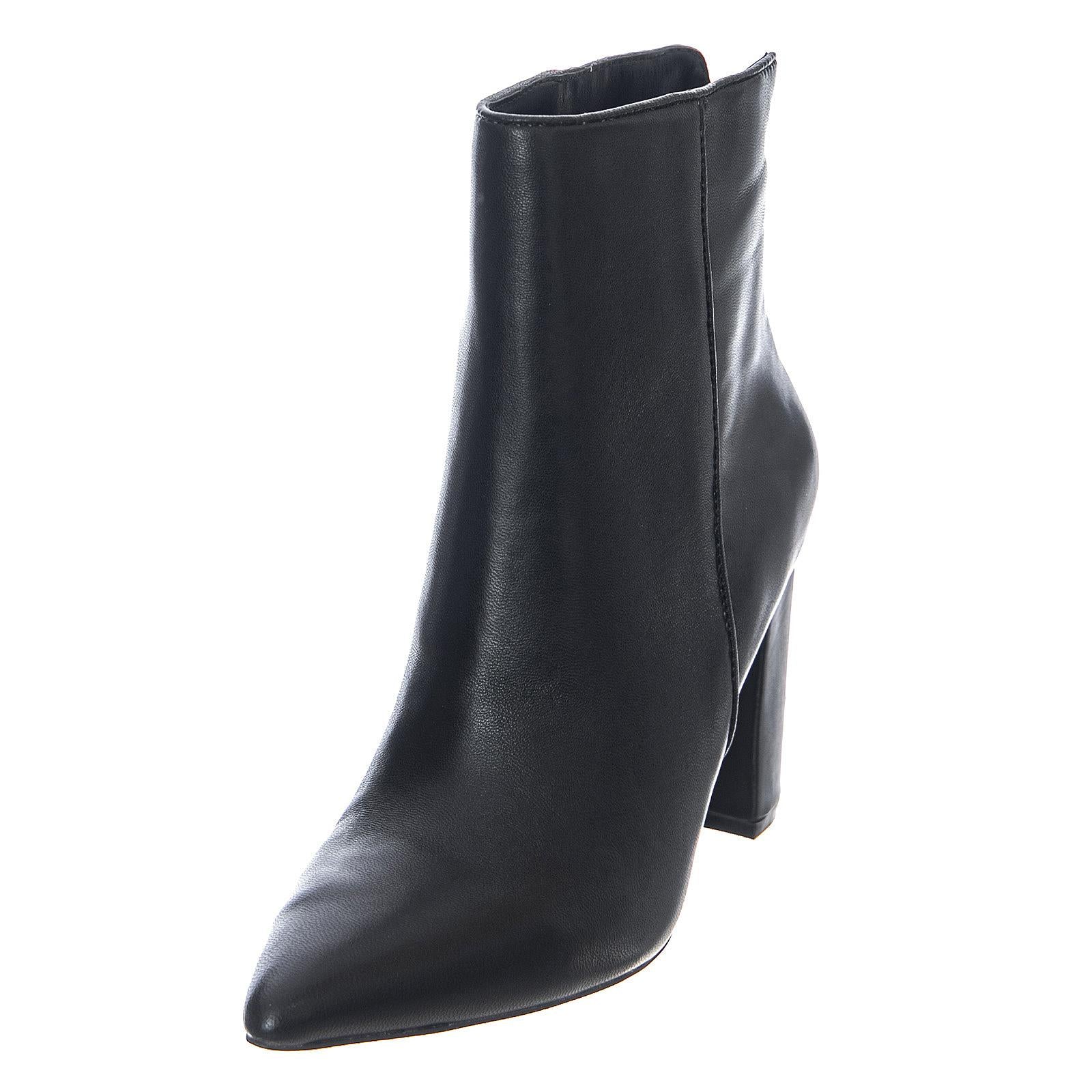  SMSRENN-BLKL  STEVE MADDEN 