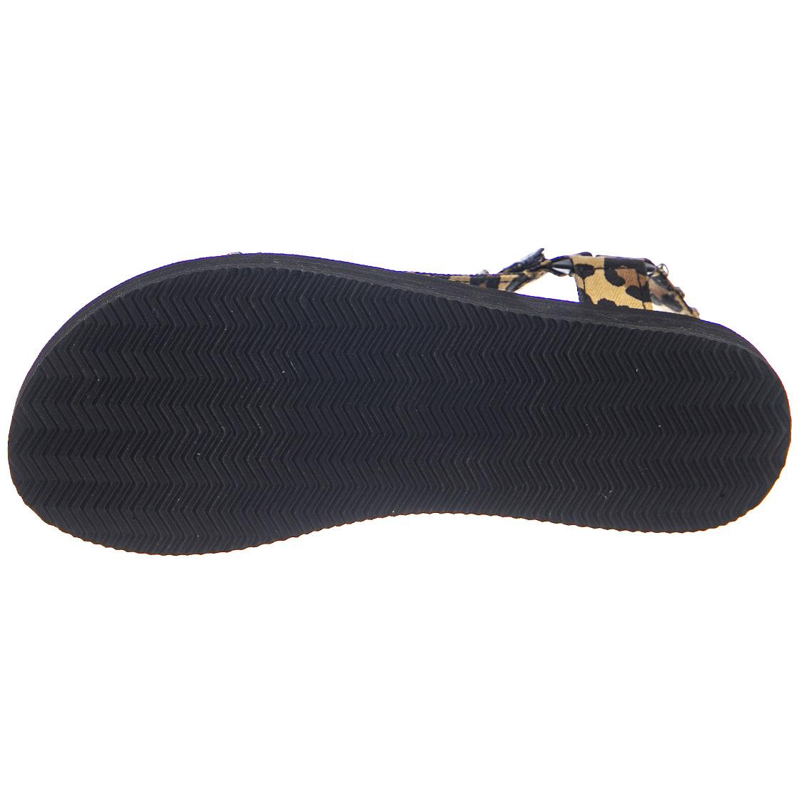  SMSHENLEYR-LEO  STEVE MADDEN 