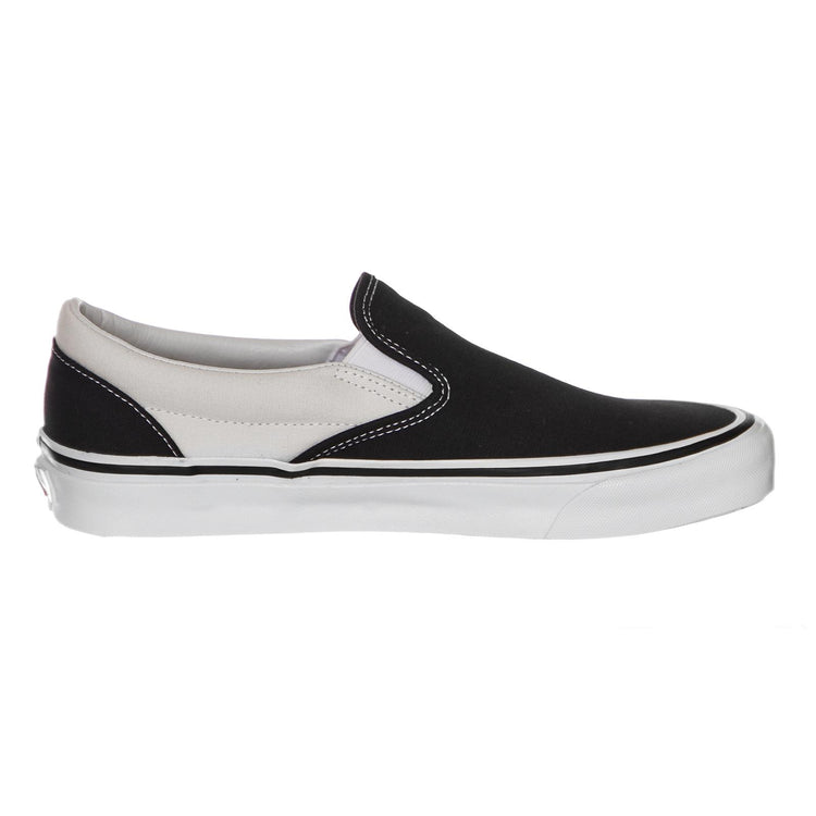 CLASSIC SLIP-ON 9 (ANAHEIM FACTORY) Black / White VA3JEXQF6  VANS 