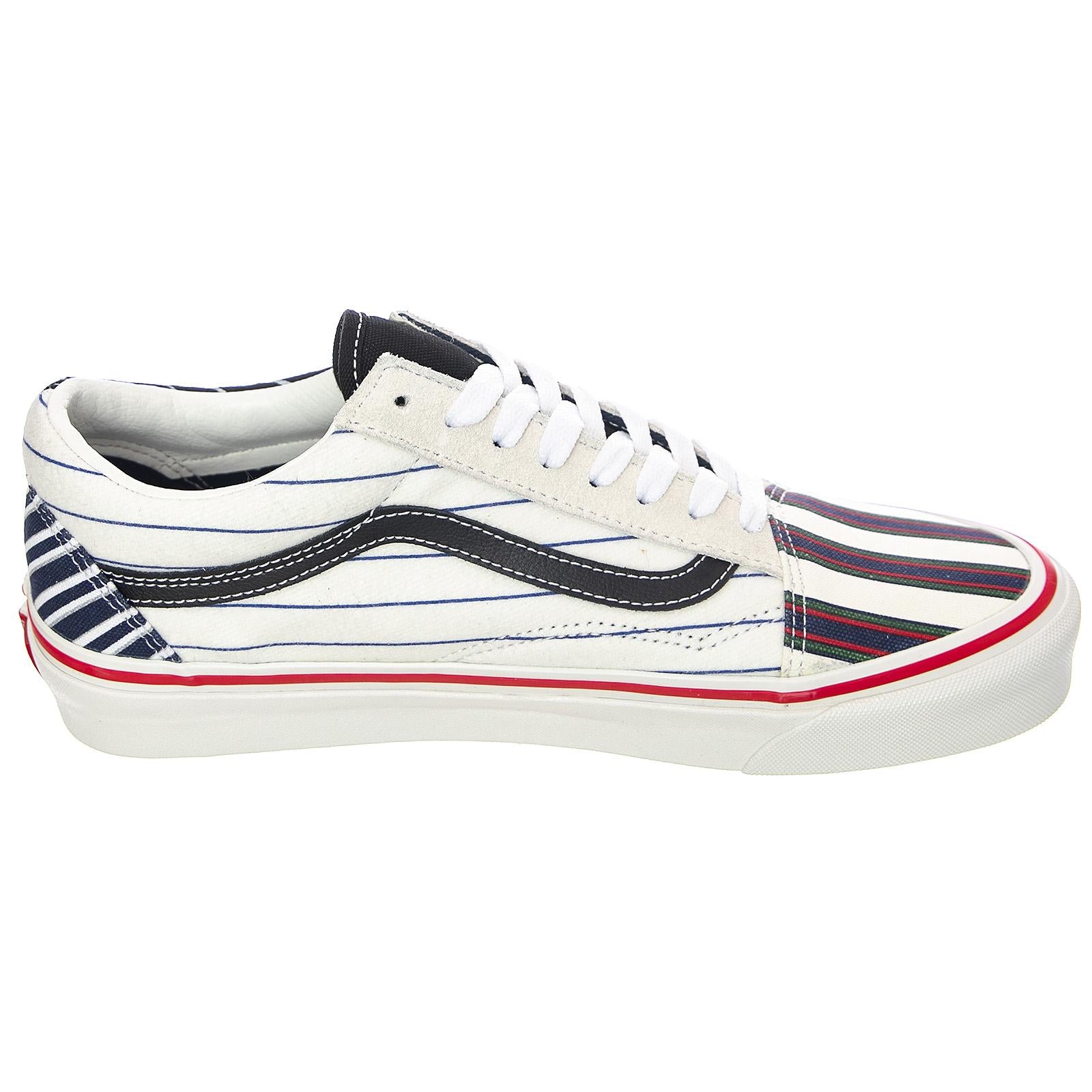  VN0A54F34GE1  VANS 
