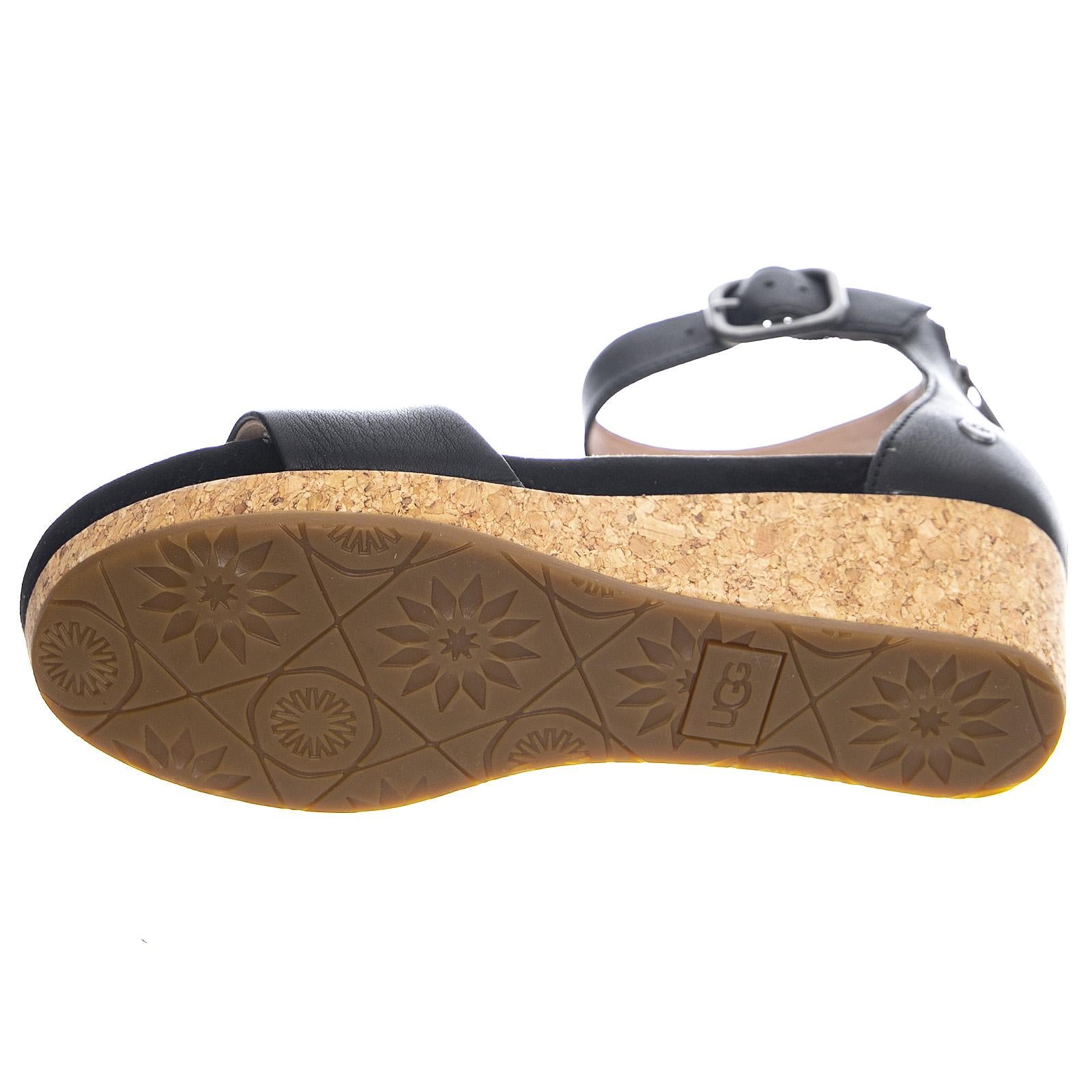 UGSZOEBK1102674W  UGG 