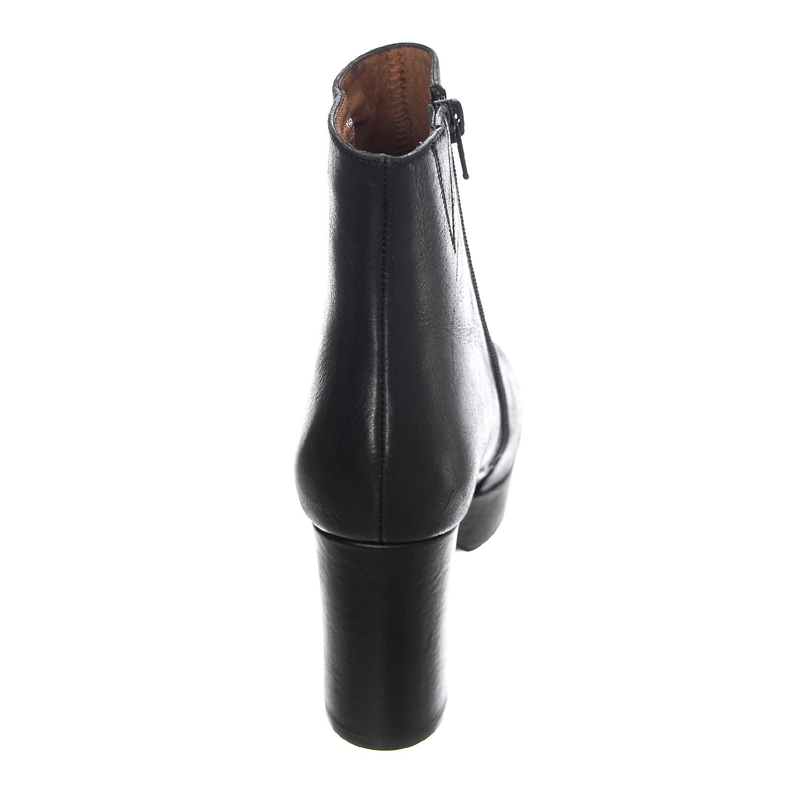  JC-R33A-B01-BLK LEATHER  JEFFREY CAMPBELL 