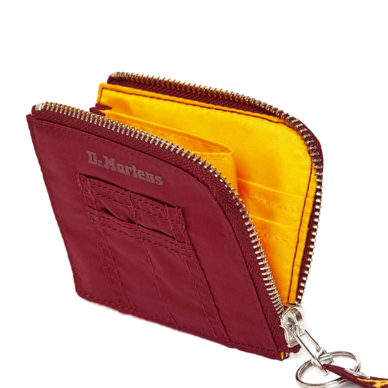  DMAAC815601  DR.MARTENS 