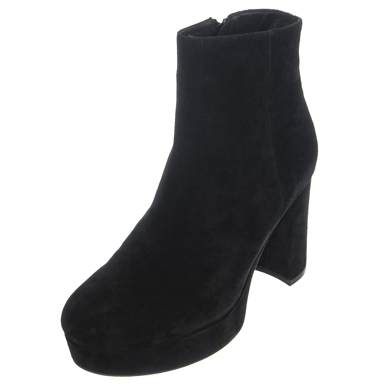  R33A-B01-BLK  JEFFREY CAMPBELL 