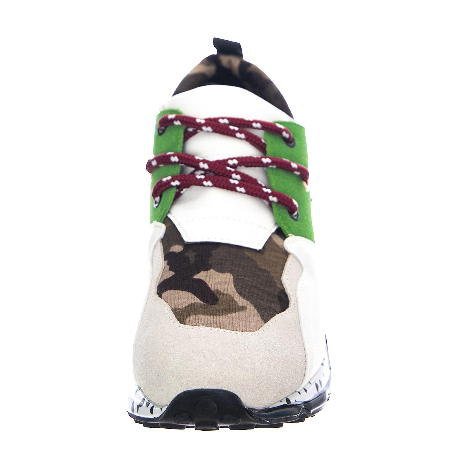  206275_4  STEVE MADDEN 